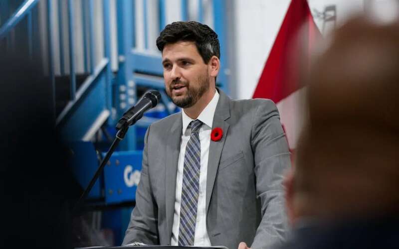 在Collision 2023大会上，移民、难民和公民部长Sean Fraser启动了加拿大历史首个科技人才战略 ...
